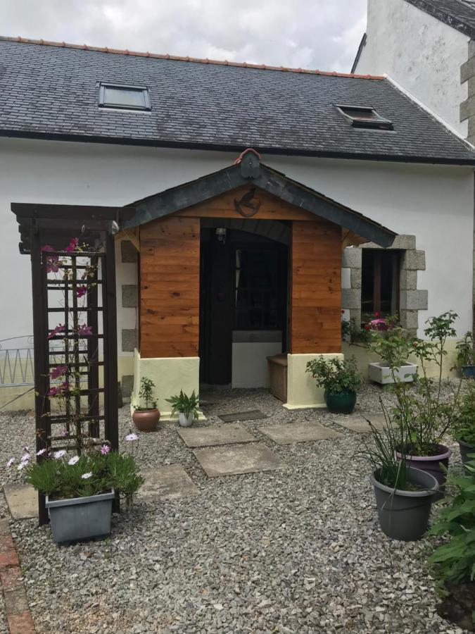 Landeleau Carhaix Cottage מראה חיצוני תמונה
