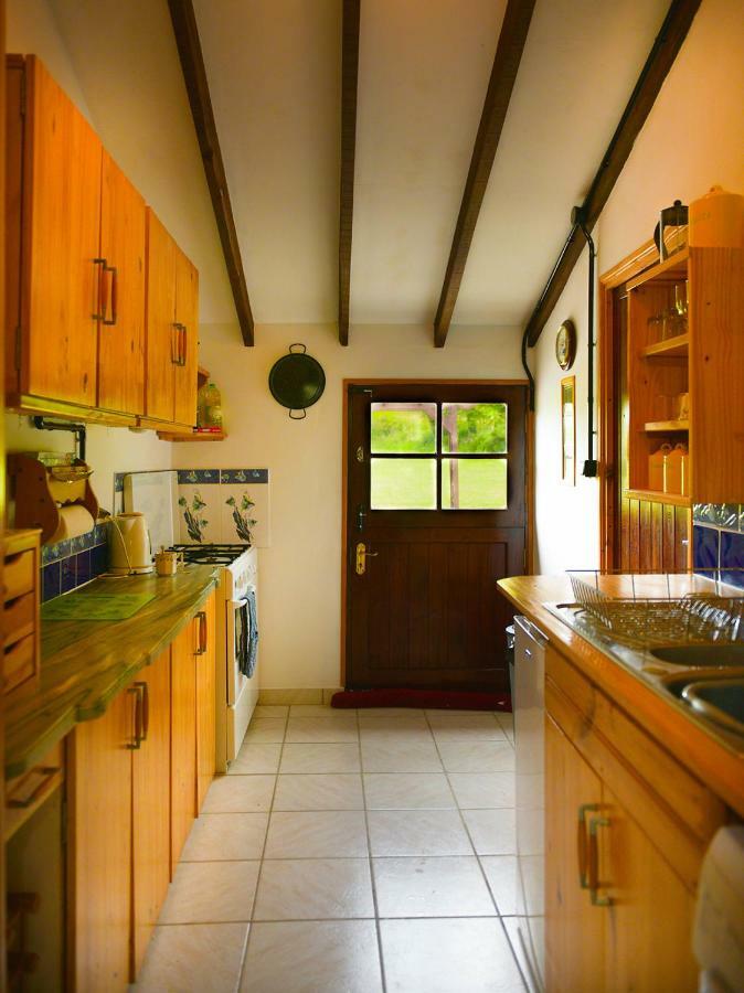 Landeleau Carhaix Cottage מראה חיצוני תמונה
